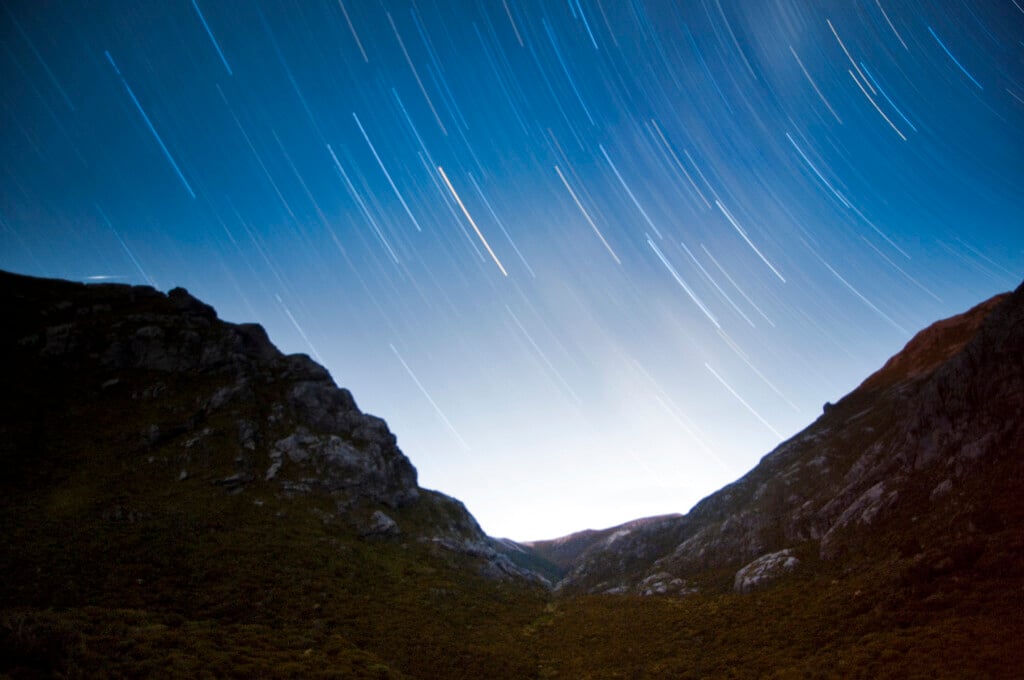 Discover stunning vistas of the Granity Pass as night