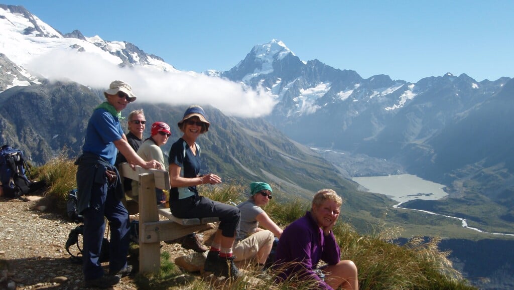 'Elevenses' and a rest after the steep climb up Muller ridge to Sealy Tarns, Mt Cook views