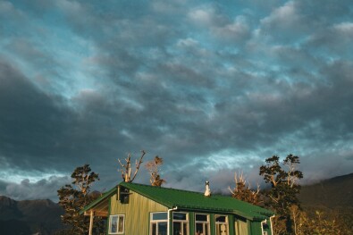 Pororari hut