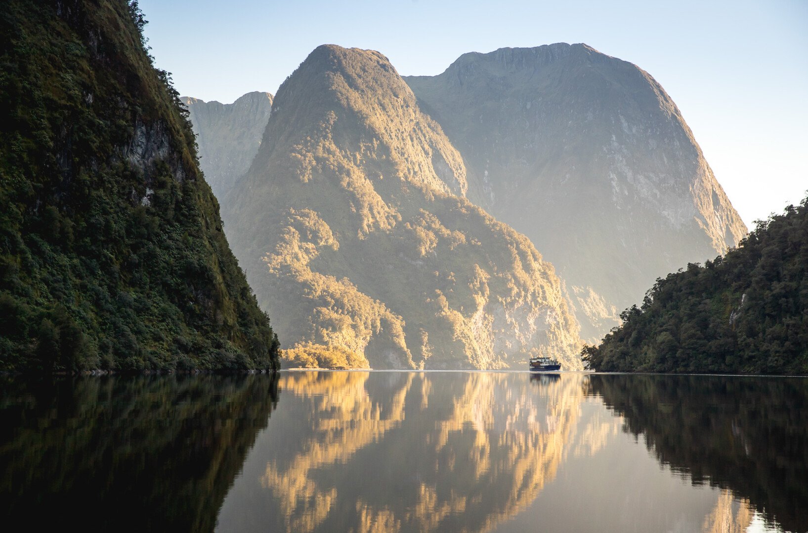 Known as the ‘Sound of Silence’, Doubtful Sound is much quieter but no less beautiful than its more famous neighbour.