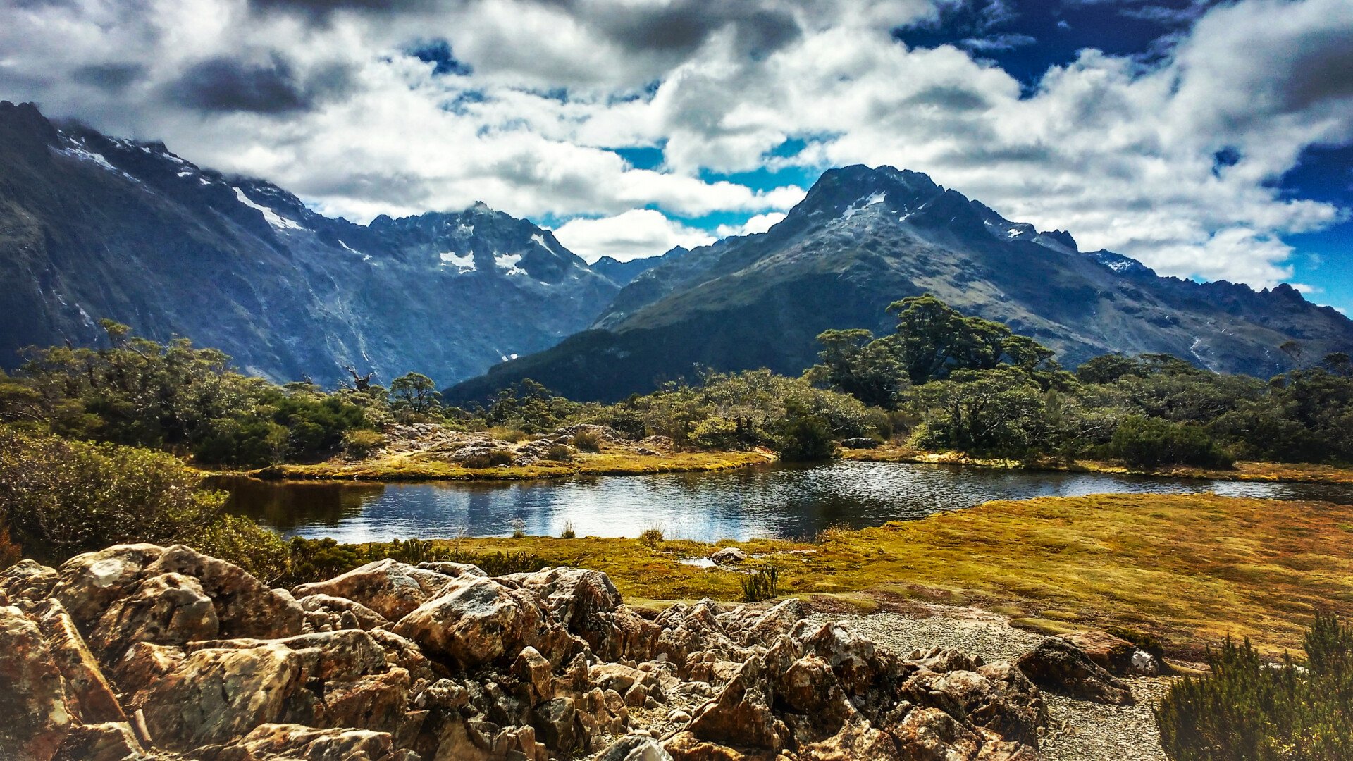 In the last Ice Age, glaciers overtopped the height of Key Summit, part of the Routeburn Track pictured here, by 500 metres.