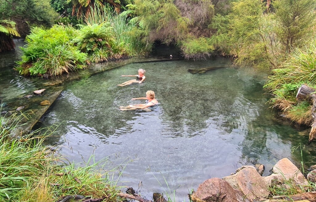 Soak and relax in the thermal hot springs formed by nature.